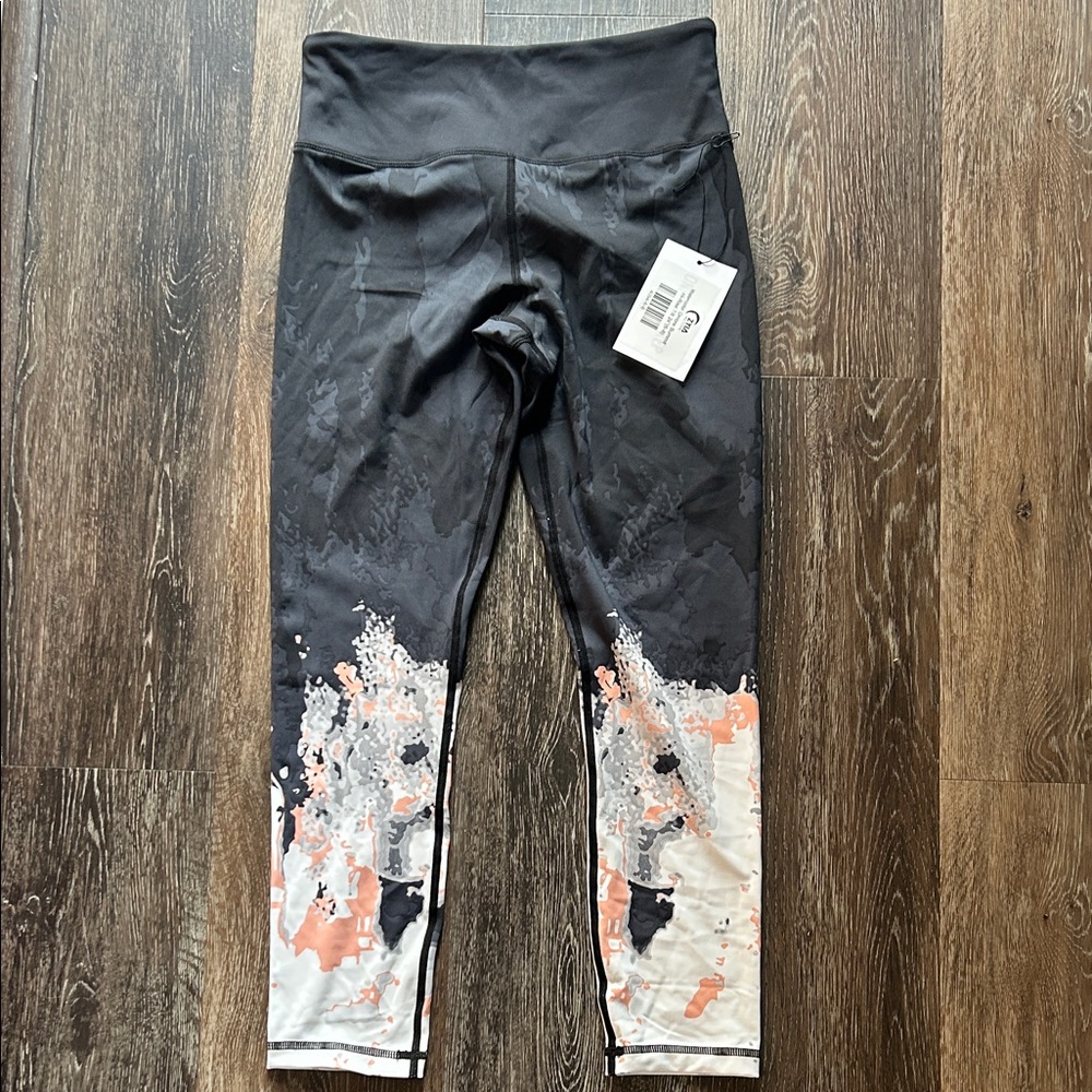 ZYIA Black and White Splash Leggings